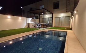 New House With Private Pool